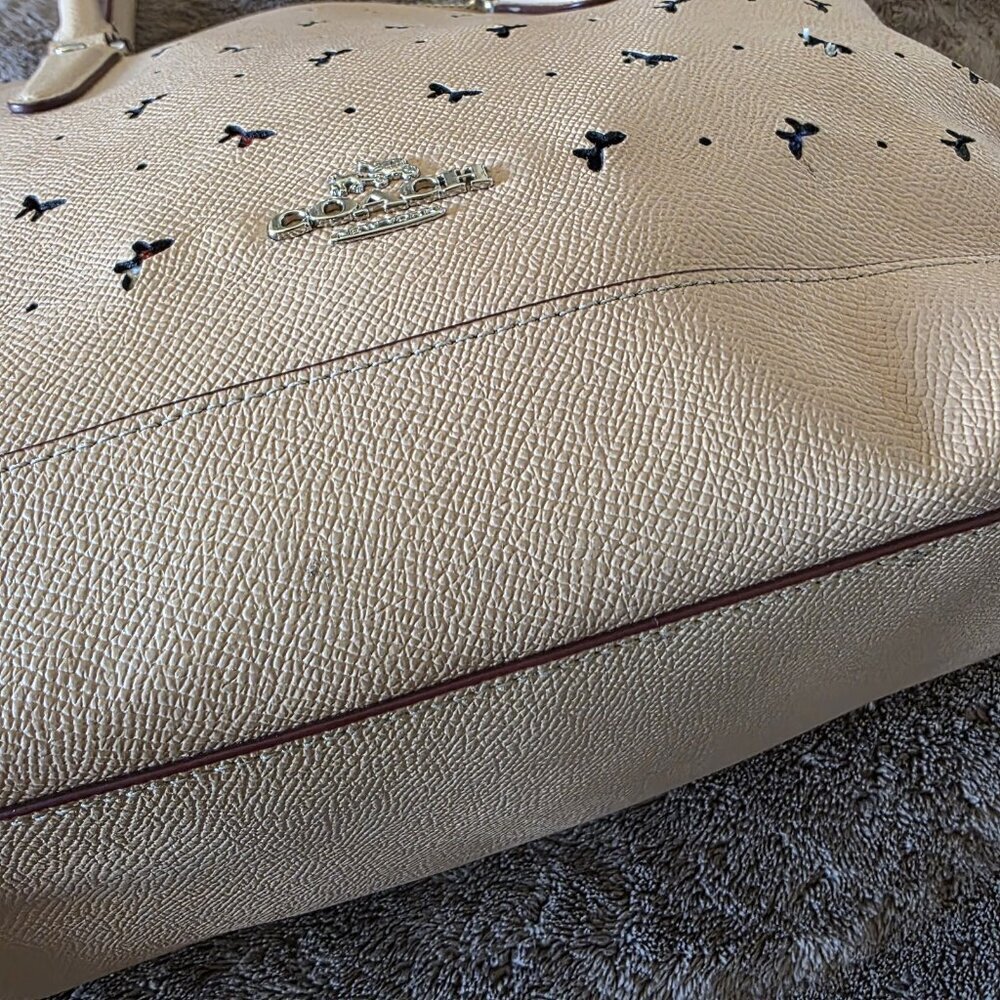 ✨ RARE Coach Beechwood Bow Perforated Sierra Satchel ✨ - Picture 5 of 16